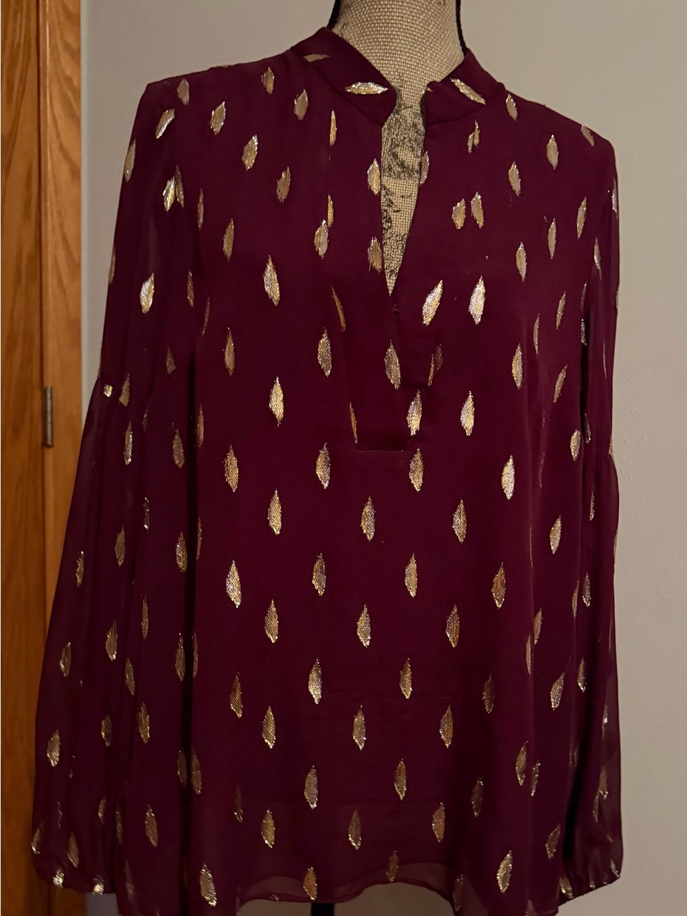 Lilly Pulitzer gold clip silk tunic